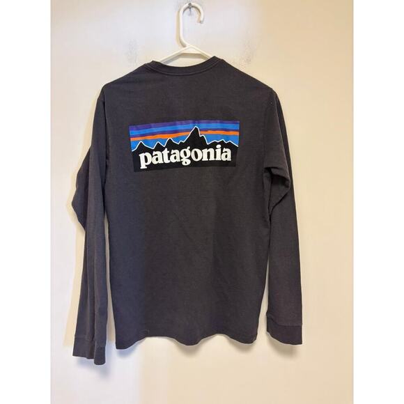 Patagonia P-6 Logo Long-Sleeve Responsibili-T-Shirt - Picture 4 of 4